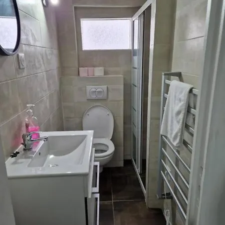 Apartment 2 Pers Paris/bourget/cdg/parc D'exposition