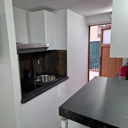 2 Pers Paris/bourget/cdg/parc D'exposition Apartment *